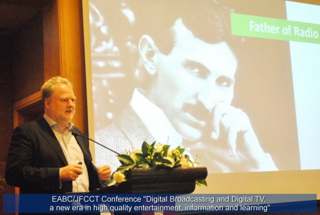 Mr.Sebastien-Justus Schmidt (CNX Creative/Part of SPBTV)